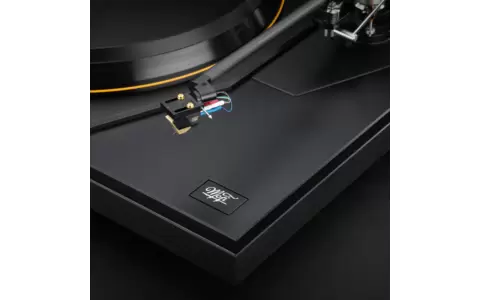 Gramofon MoFi Electronics MasterDeck Black Sapele