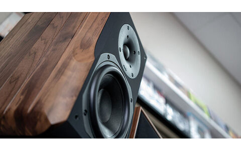 Kolumny Podstawkowe z Podstawkami Chario Constellation DELPHINUS MKII