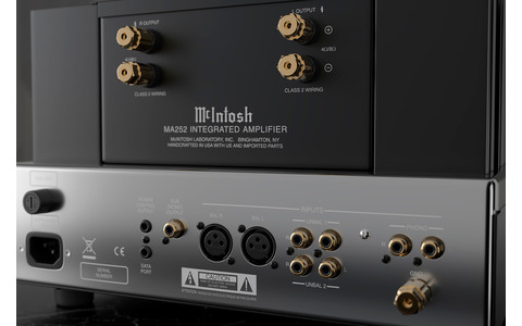 Hybrydowy Wzmacniacz Stereo McIntosh MA252